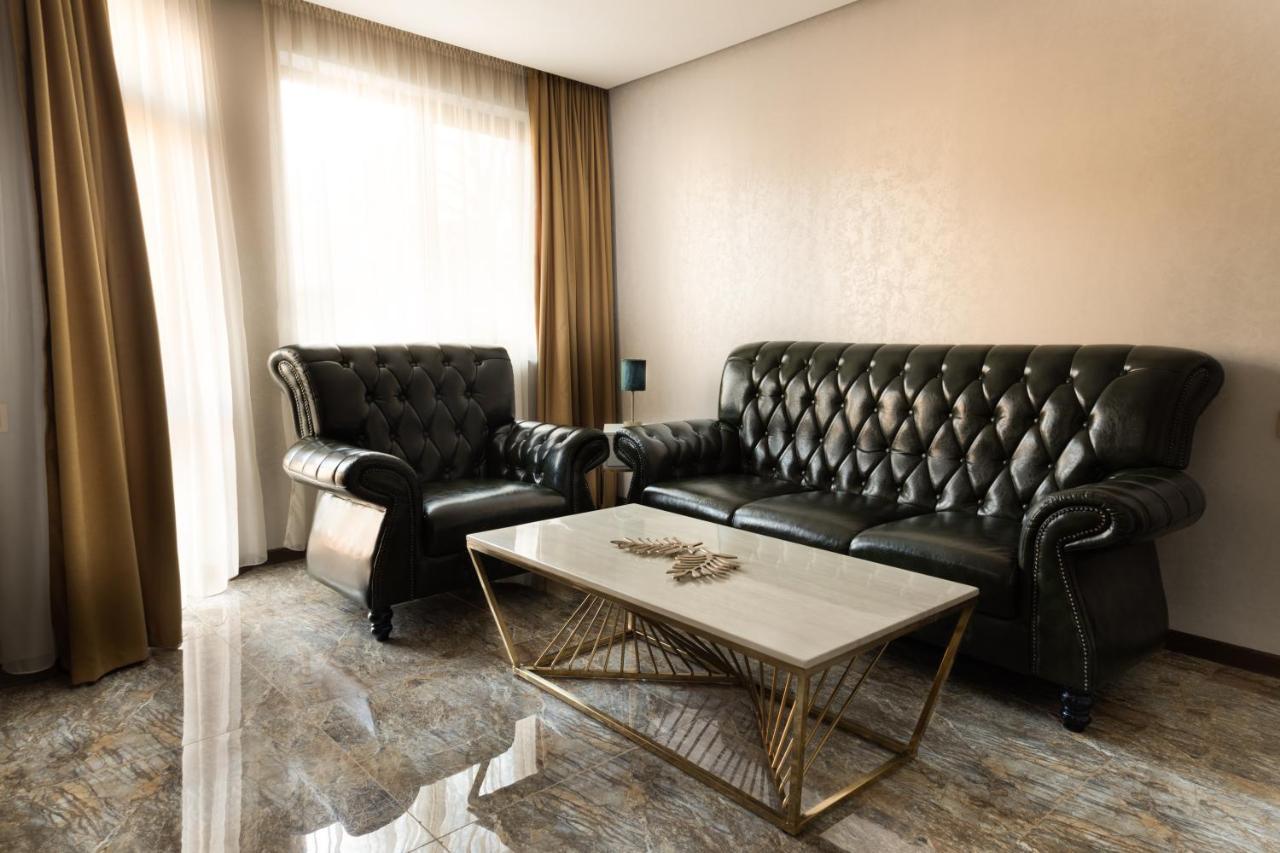 Hidden Bank: Cash Apartment Plovdiv Ngoại thất bức ảnh